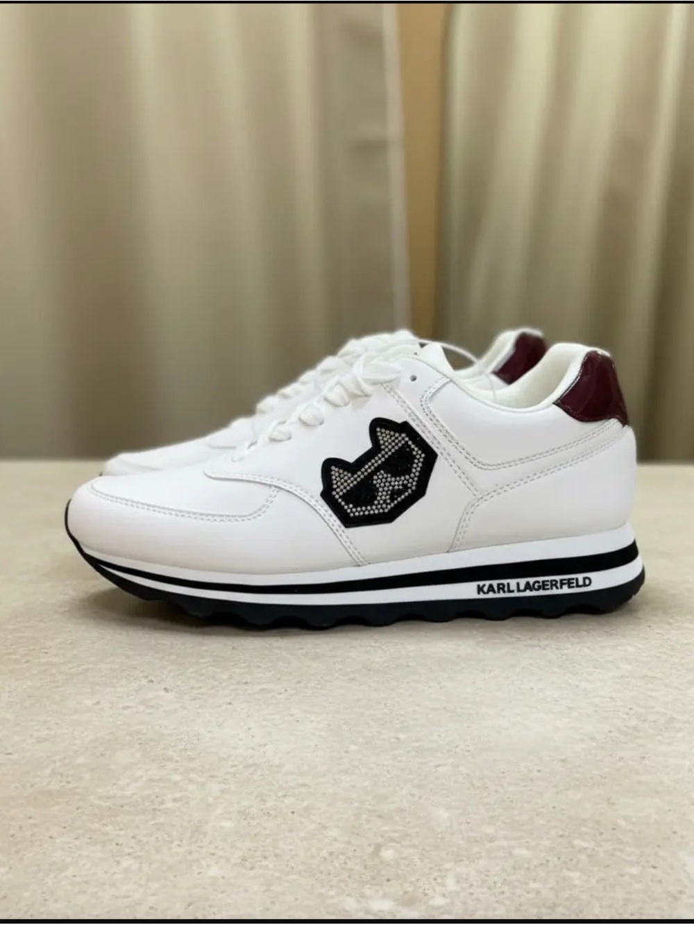 Karl Lagerfeld White Sneakers with Black Logo & Burgundy Heel Tab 8.5 - Picture 3 of 3